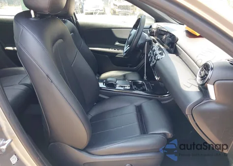 2019 Mercedes-Benz A 220 from USA, damaged, VIN WDD3G4EB2KW033243